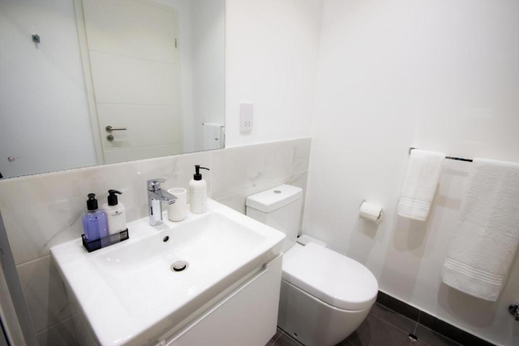 Splendid Apartments @ The Lennox Accra Exteriör bild